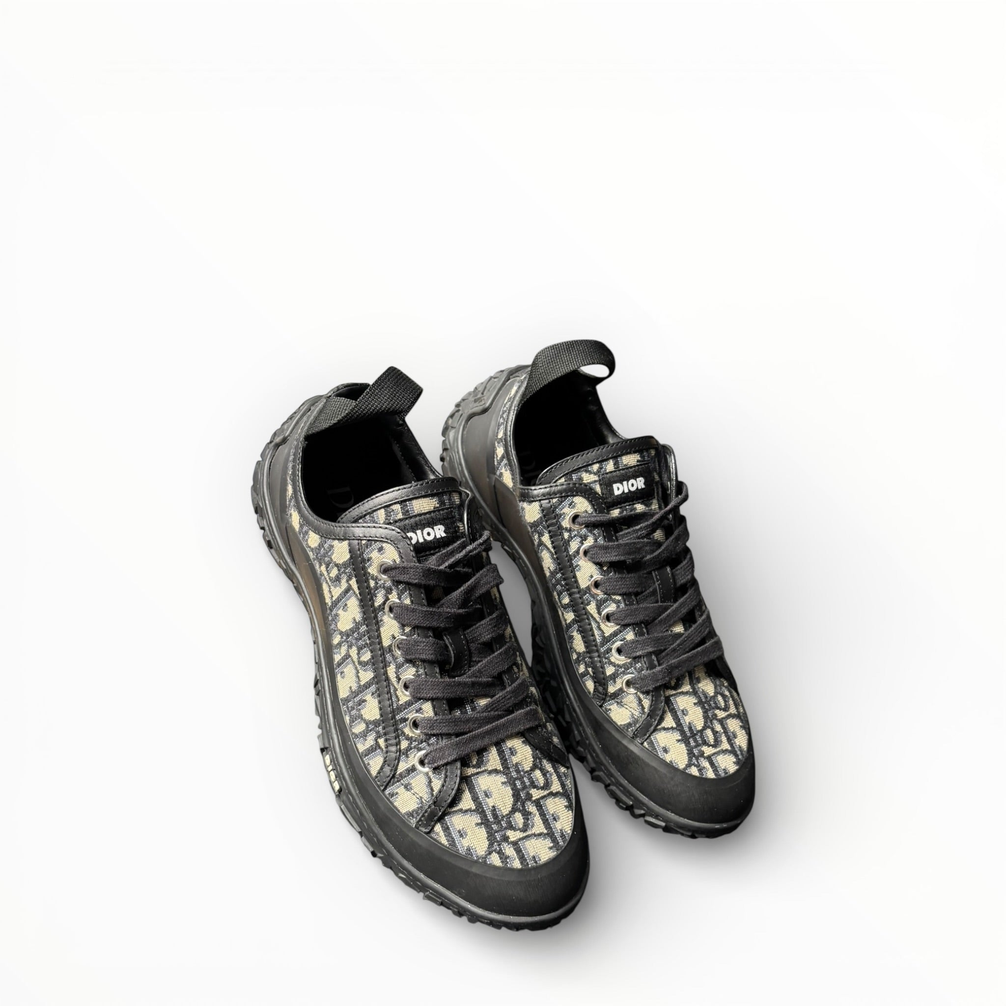 DIOR B28 SNEAKER