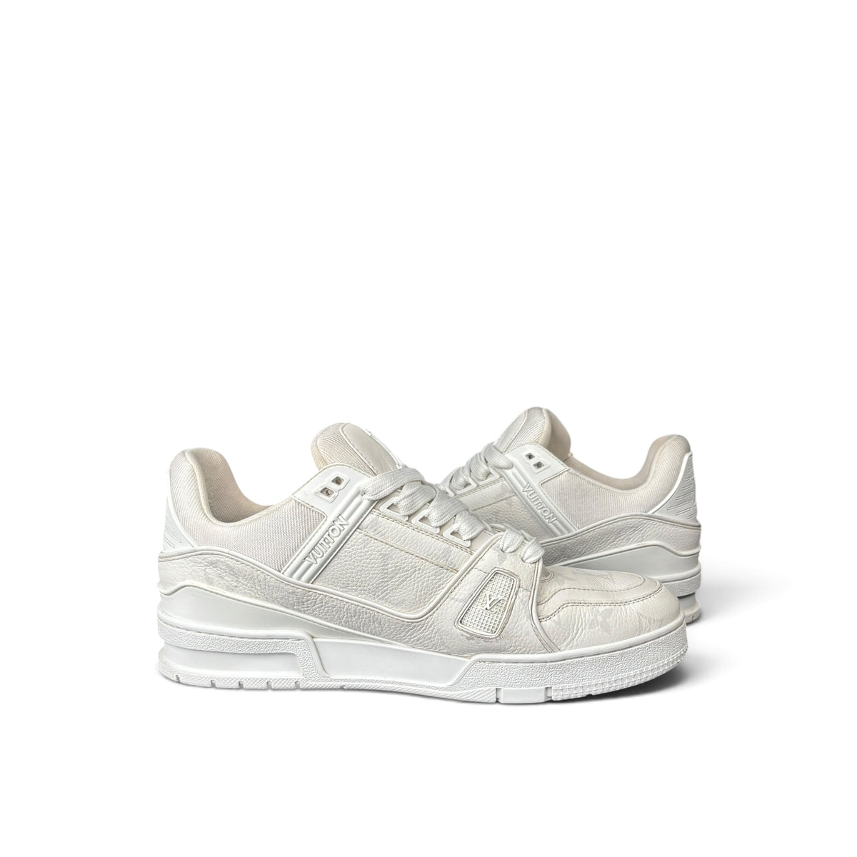LOUIS VUITTON ALL WHITE LV TRAINER SNEAKERS