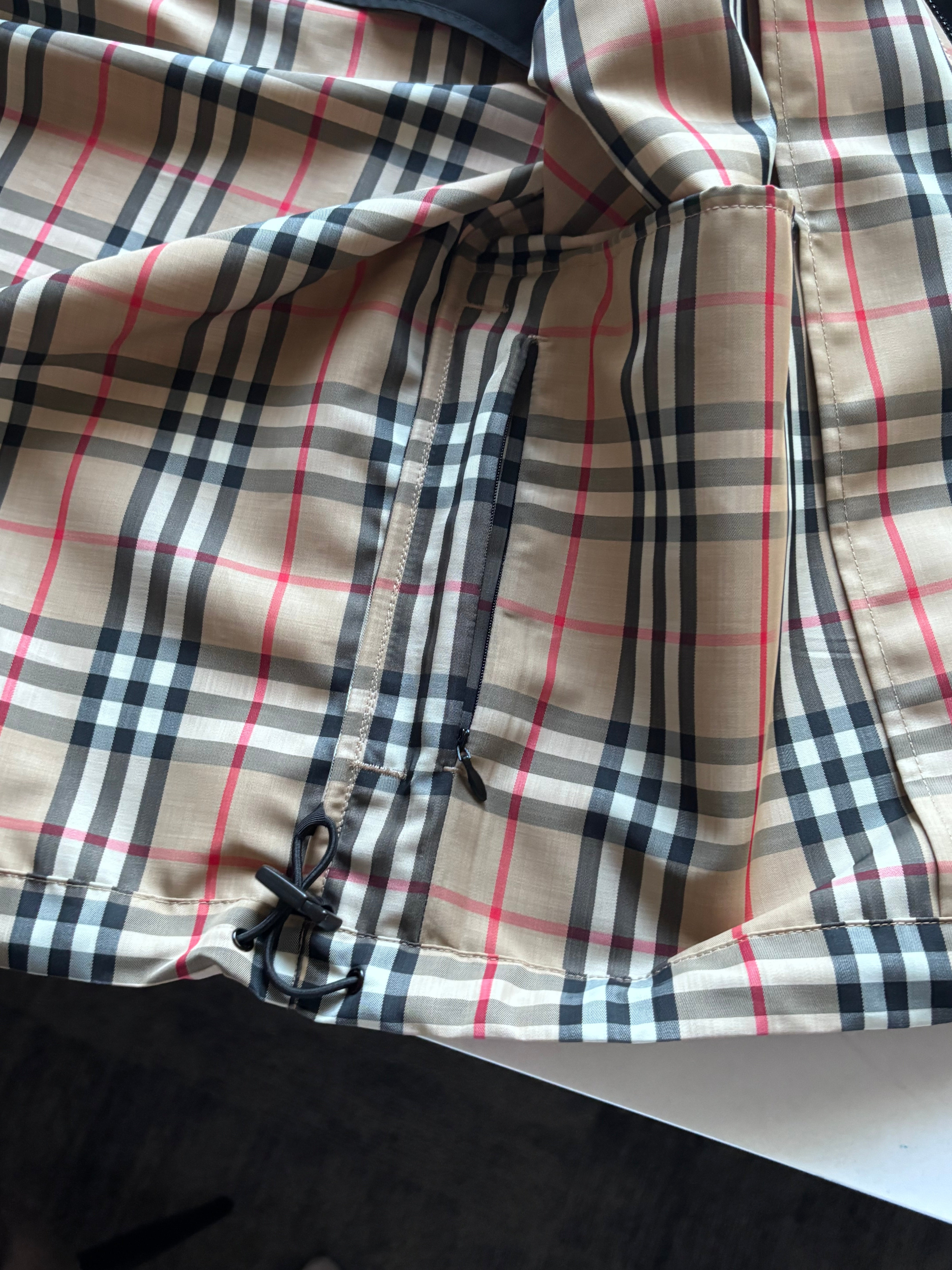 BURBERRY CHECK WINDBREAKER