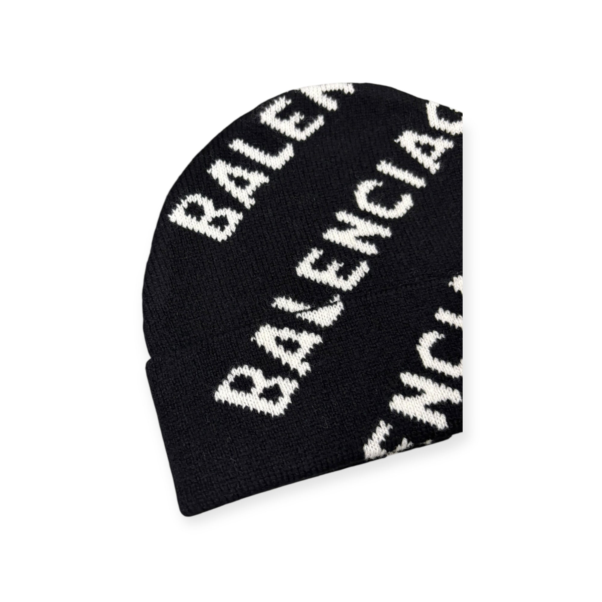 BALENCIAGA ALL OVER BEANIE