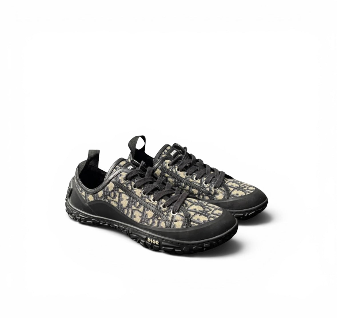 DIOR B28 SNEAKER