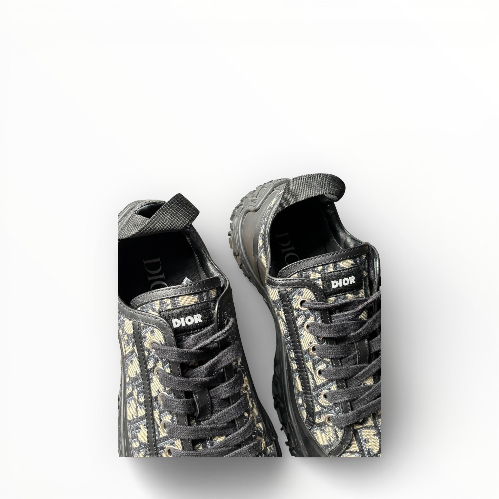 DIOR B28 SNEAKER