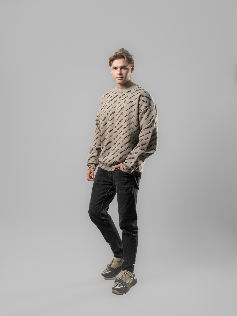 BALENCIAGA ALL OVER SWEATER