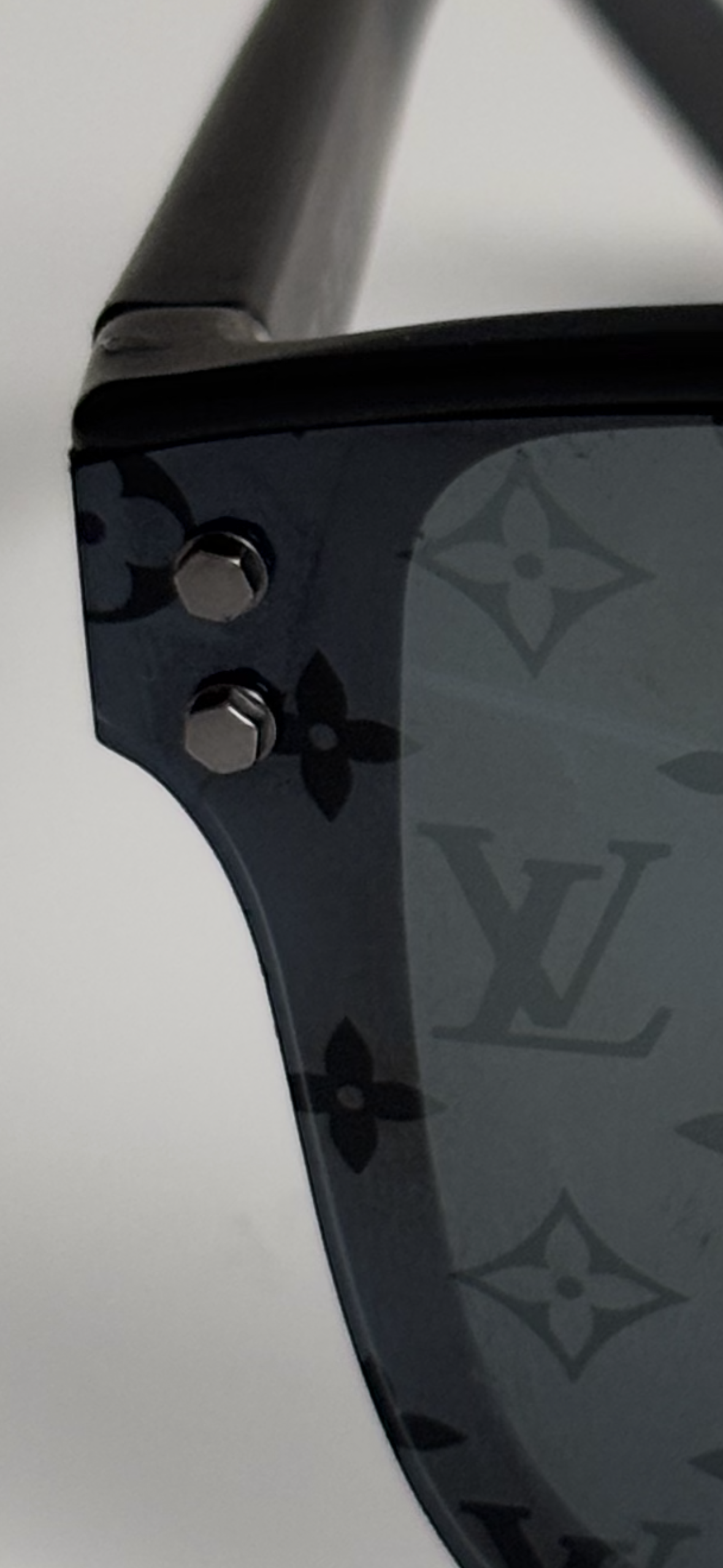 LOUIS VUITTON WAIMEA SUNGLASSES