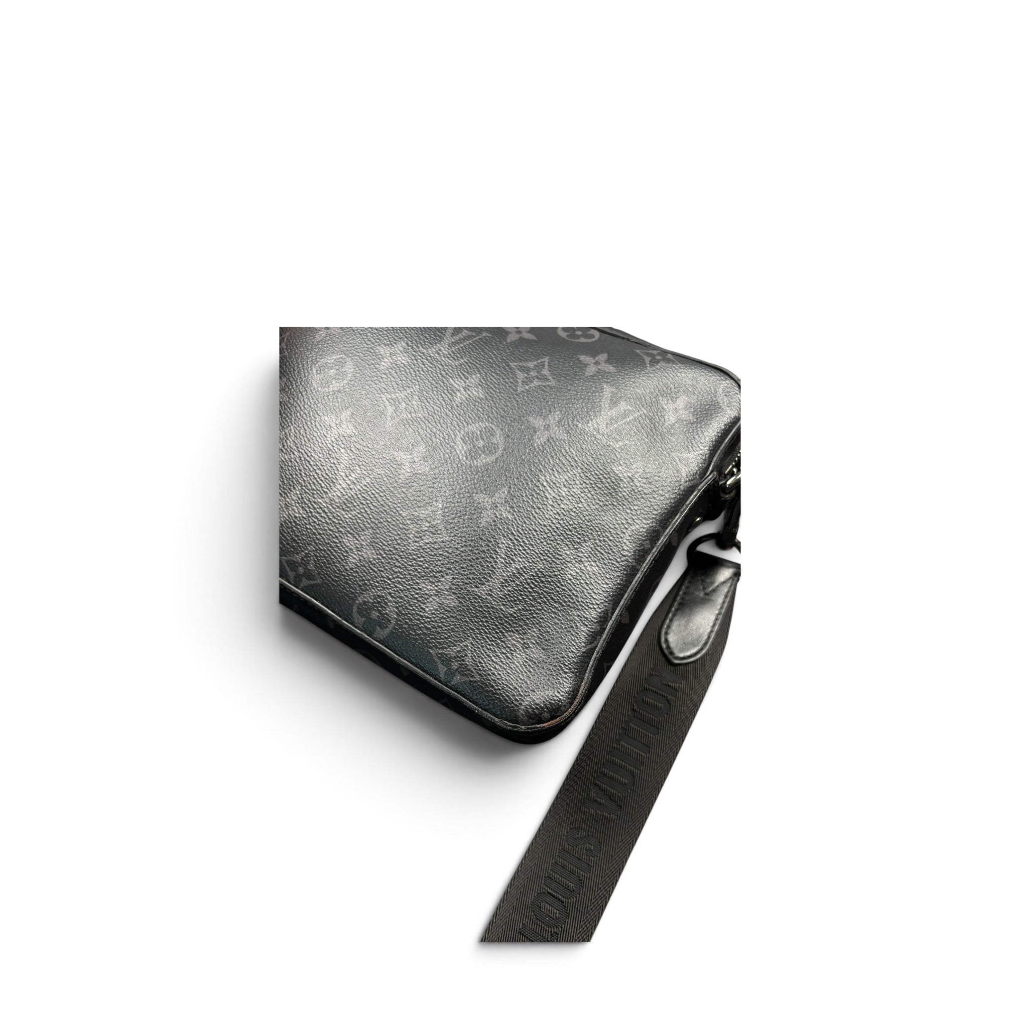 LOUIS VUITTON MONOGRAM TRIO BAG