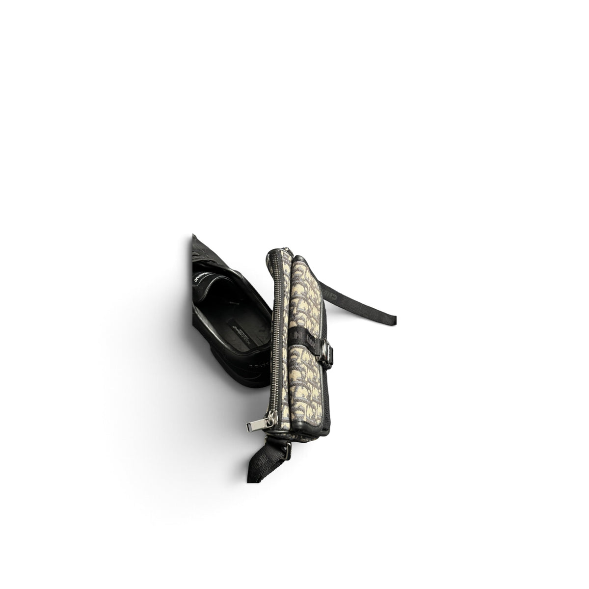 DIOR OBLIQUE MESSENGER POUCH BAG