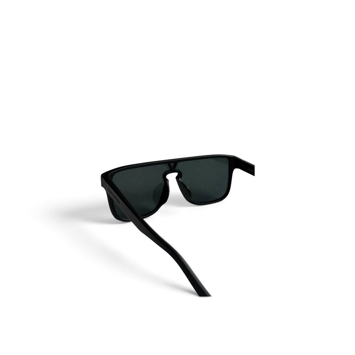 LOUIS VUITTON WAIMEA SUNGLASSES
