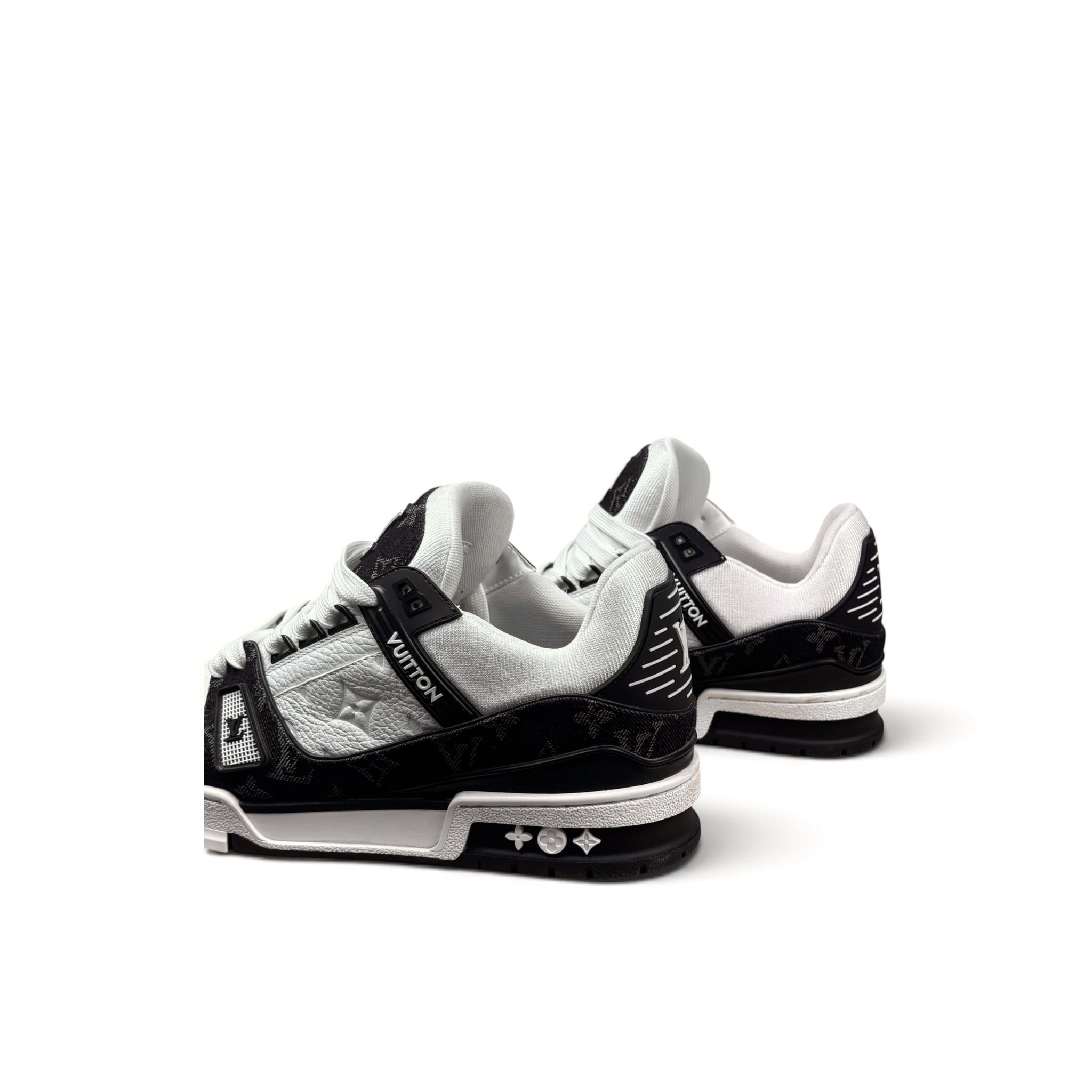 LOUIS VUITTON TRAINER SNEAKER