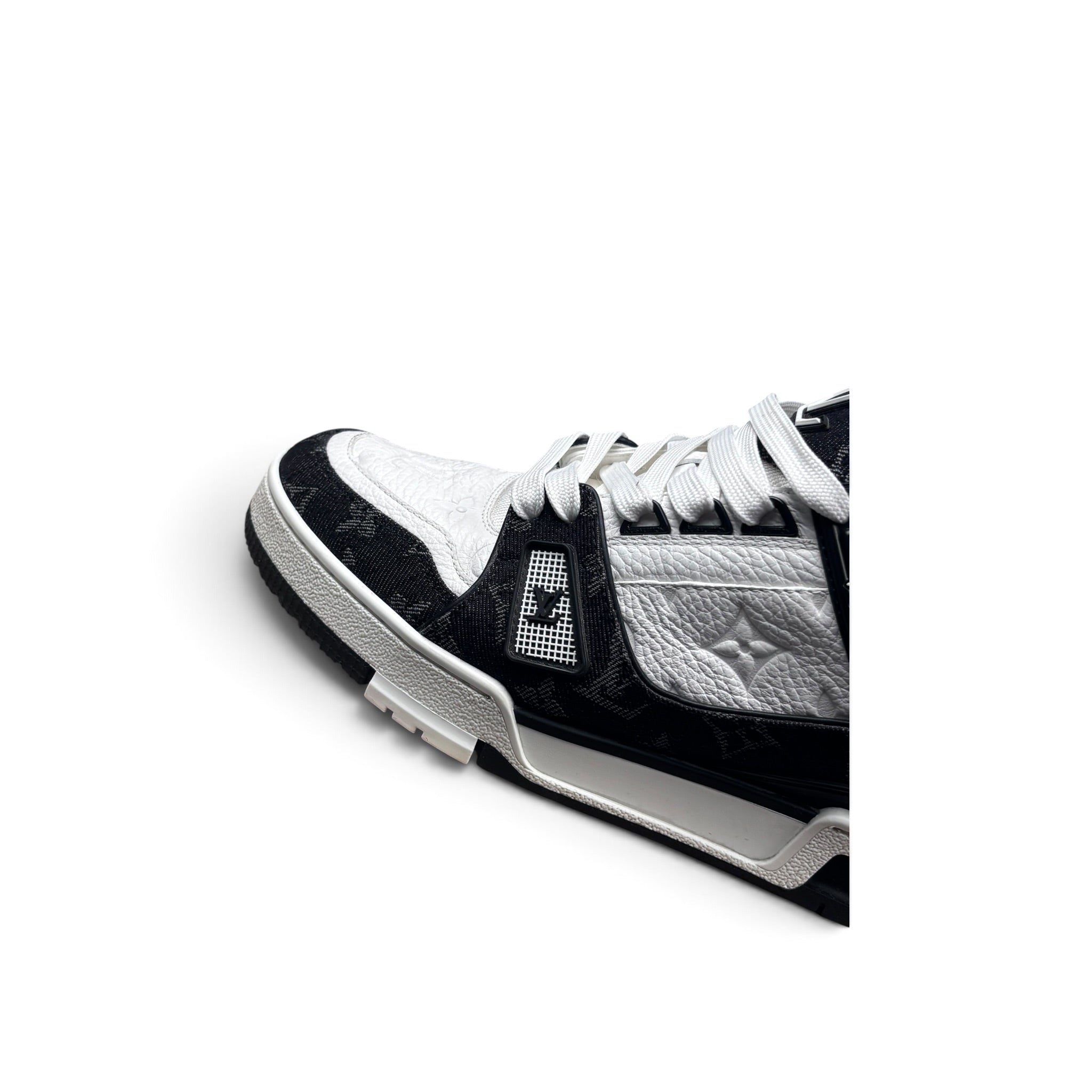 LOUIS VUITTON TRAINER SNEAKER