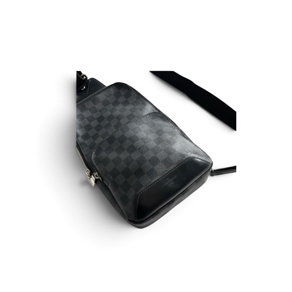 LOUIS VUITTON DAMIER GRAPHITE SLING BAG